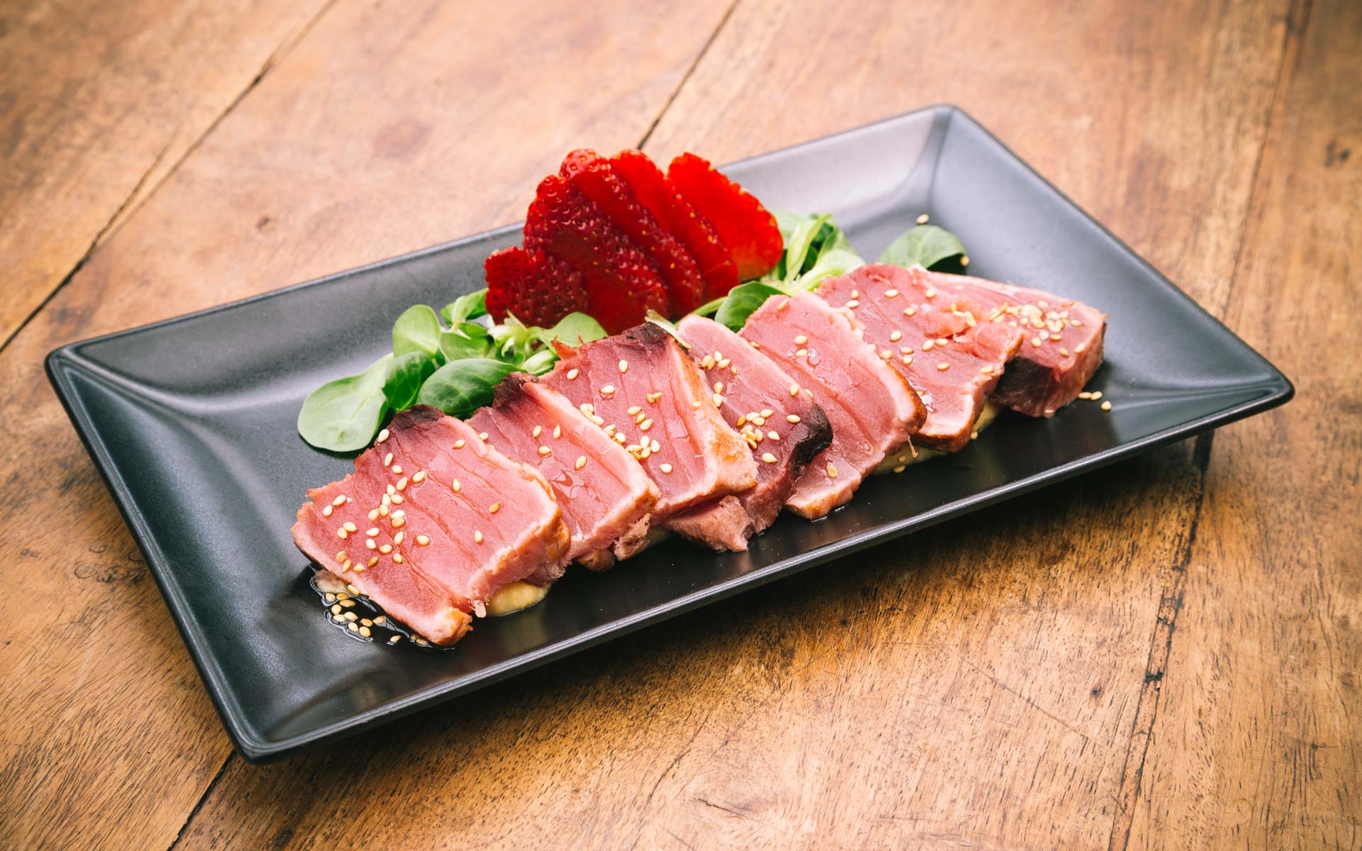 Tataki de thon, suggestion tapas du Grand Soleil